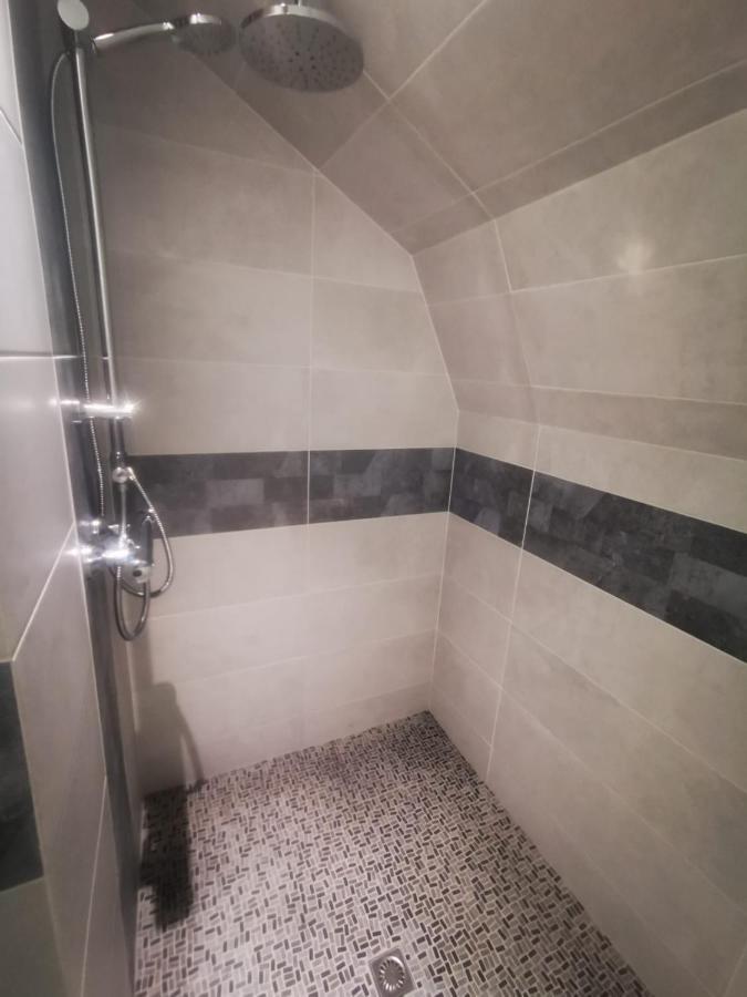 Au Numero 6 Le Fun Châteauroux Exterior foto